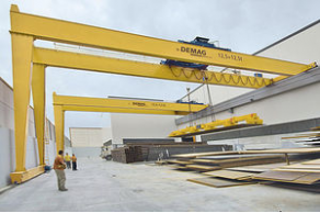 Semi-gantry crane - 12.5 - 50 t, 30 - 35 m | EHPE, ZHPE