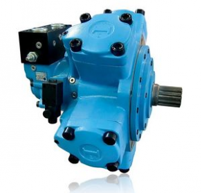 Radial piston hydraulic motor / double-displacement / two-speed - 0 - 5 400 cc | IAC series