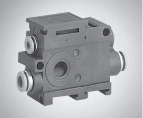 Poppet pneumatic directional control valve / 3/2-way control - 0.5 - 8 bar, 520 - 750 l/min | 589 series