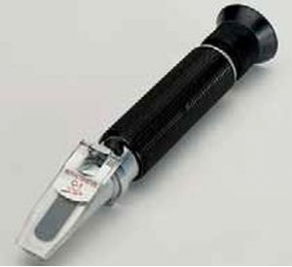 Portable refractometer / salinity