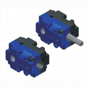 Right-angle bevel gearbox - i = 1:1, max. 4 Nm | Model 3039