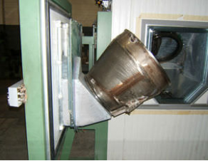Automatic dry ice blasting machine