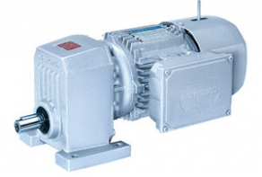 Helical electric gearmotor - 21 - 200 Nm, 0.12 - 11.6 kW | S series