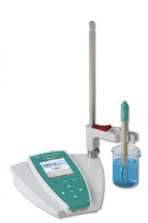 Laboratory conductivity meter - 912