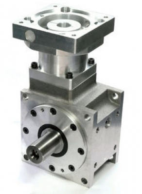 Helical gear reducer / bevel / compact - i= 3:1 - 15:1, 22 - 1 400 Nm | VP, VPC series