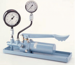 Hydraulic comparator / for pressure calibration - max. 10 000 psi | 1327D