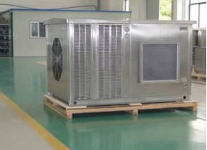 Roof-top air conditioner / for marine applications