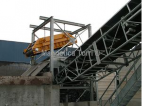 Belt separator / electro-magnetic / for ferrous metals / for the coal industry - SE series