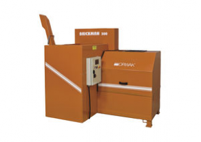 Hydraulic press / briquetting - max. 600 kg/m³, 250 kN | Brickman 300