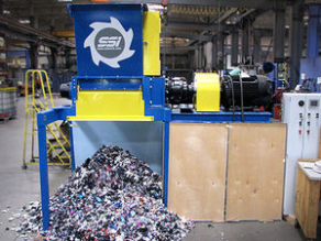 Single-shaft shredder / paper / rubber / plastics - 890 x 785 mm | Uni-Shear® SR300