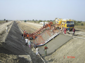 Concrete paver / channel / for concrete slabs - 3 - 20 m | RCP750