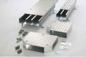 Floor duct for heavy-duty applications