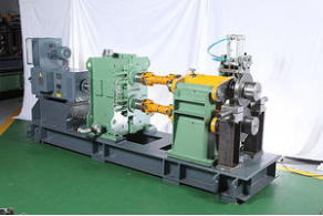 Rolling mill line hot - pinch roll