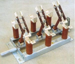 Three-pole disconnect switch / medium-voltage - 12 - 36 kV 