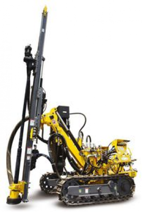 Down-the-hole drilling rig / pneumatic / crawler - ø 85 - 115 mm| AirROC D40