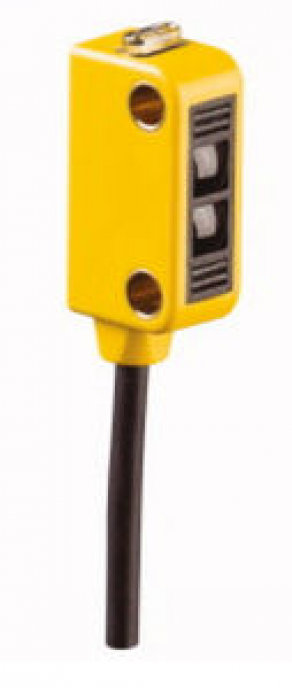 Reflex type photoelectric sensor / block type - 40 - 1 500 mm | Q12