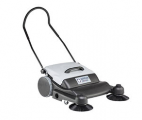 Manual sweeper - 840 mm, 1 680 m²/h | SM 800