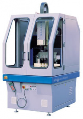 CNC machining center / 3-axis / vertical / plastics - max. 1020 x 1200 x 500 mm | Mobile TRIAX