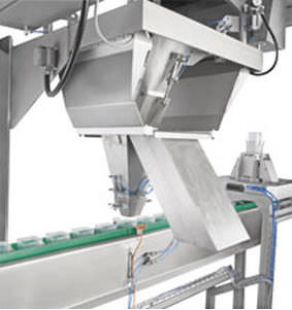 Automatic tray packer