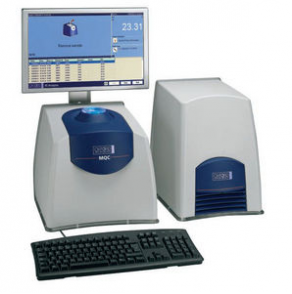 NMR spectrometer / nuclear magnetic resonance - MQC