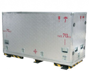 Transport suitcase / in wood / aluminum-clad