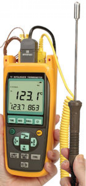 Digital thermometer / portable / multi-channel - -250 °C ... + 2 372 °C | HH100 series
