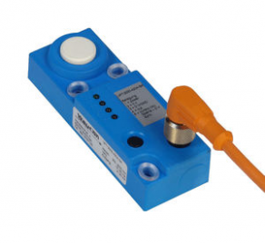 Ultrasonic distance sensor / compact / rectangular - 30 - 3 500 mm | UPT