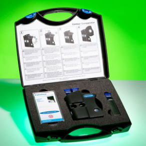 Colorimetric water quality test kit - Contour Comparator