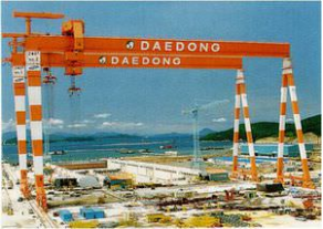 Shipbuilding crane / harbor