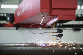 Laser cutting machine / for slotted steel tube - CE/FDA/gap width : 0.15- 3mm,  gap length : 50 - 300mm