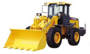 Rubber-tired loader - 10.2 t | LW300F
