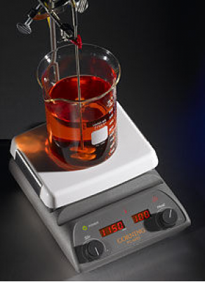 Digital laboratory hot plate magnetic stirrer - 60 - 1 150 rpm | PC-420D series